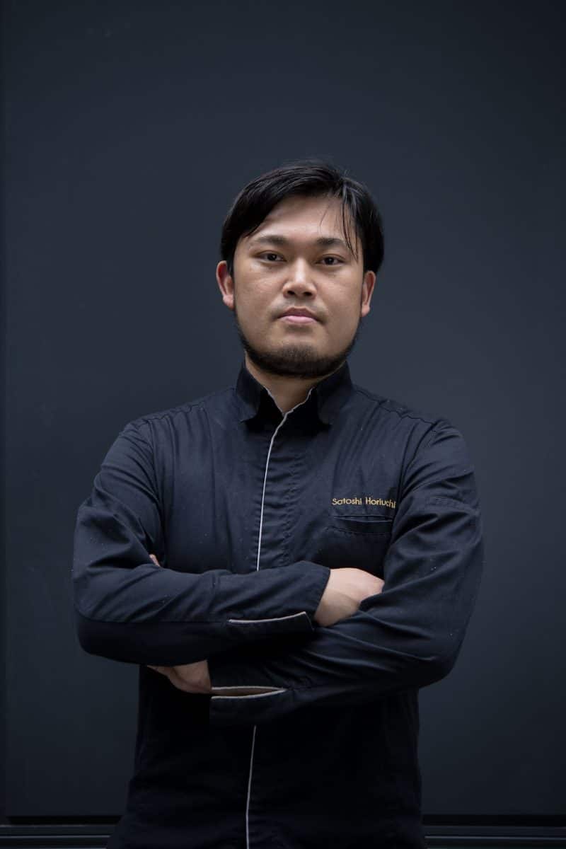 Le Chef Satoshi HORIUCHI à la tête de la brigade du Passionné Paris